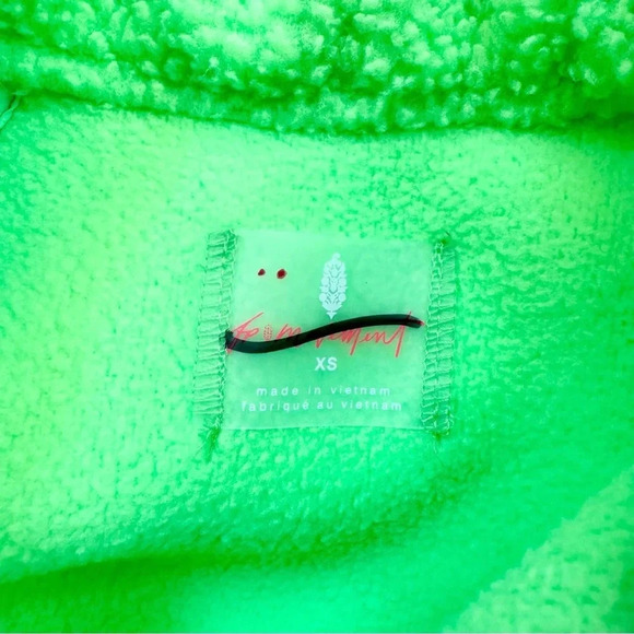 New Free People Hit The Slopes Fleece Jacket Bomber FP Movement Lime Green XS - Picture 8 of 9
